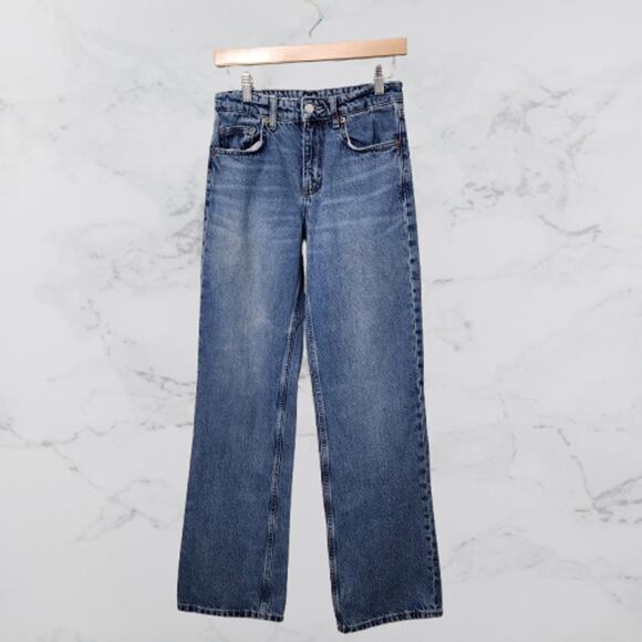Zara Denim - Zara Jeans Size 2 Straight Leg